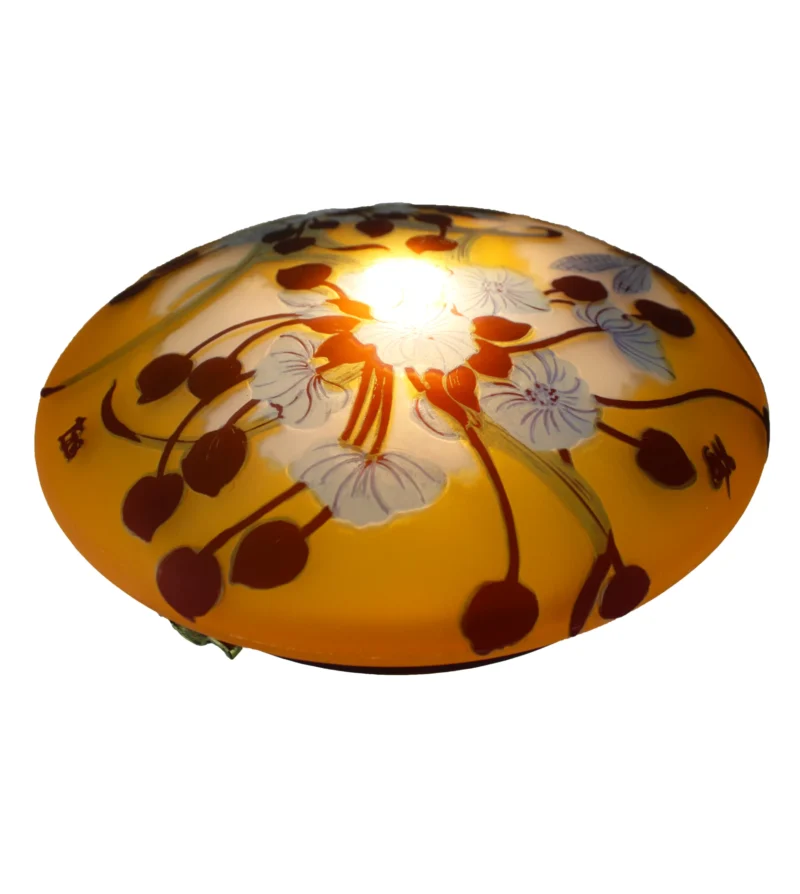 Tulipa iluminada de la lámpara Dragonfly Gallé – detalle artístico en vidrio