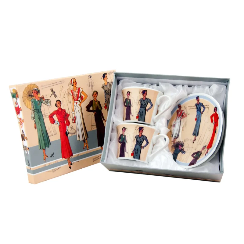 JUEGO DE DOS TAZAS Y PLATOS BOCETOS DE MODA
